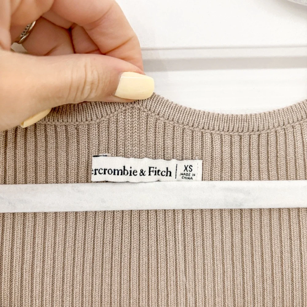 NEW Abercrombie & Fitch Cinched Front Cutout Midi
Sweater Dress - Picture 6 of 10